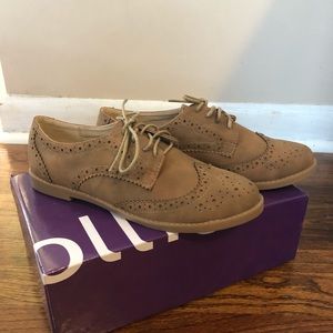 NWT OLLIO Oxford shoes